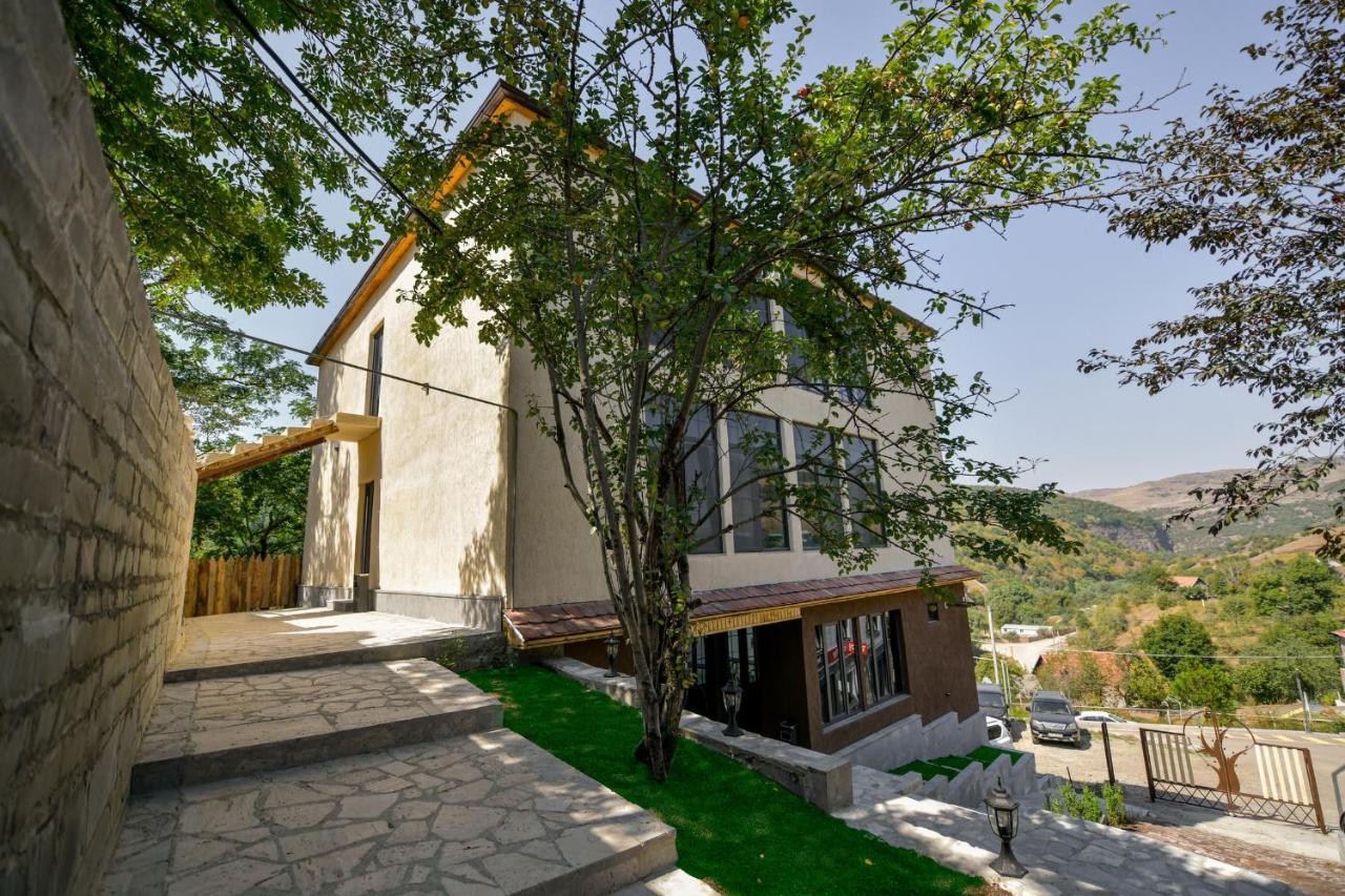 Madin Eco Hotel Debed Екстер'єр фото