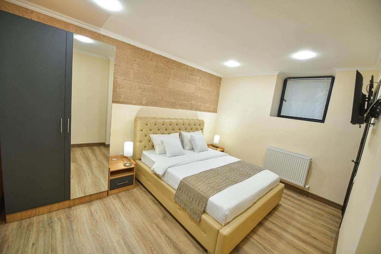 Madin Eco Hotel Debed Екстер'єр фото